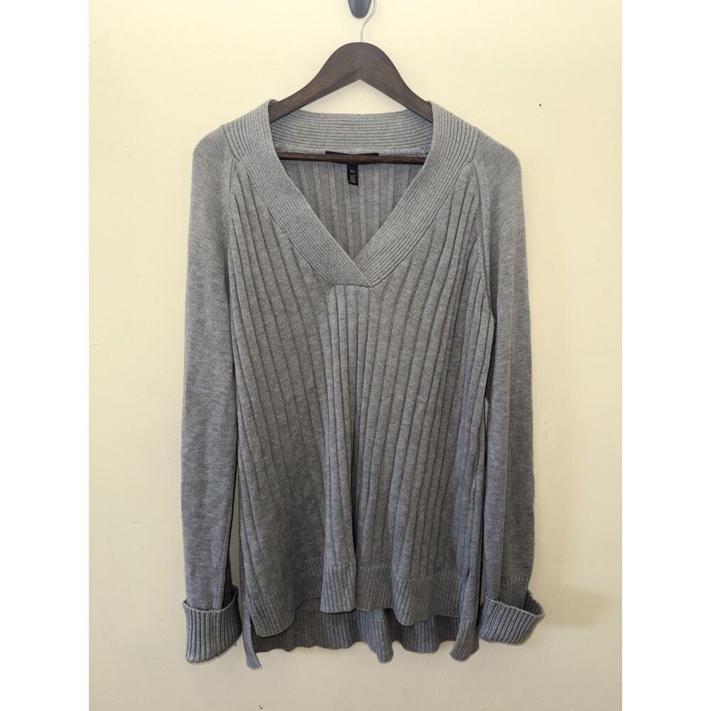 White House Black Market Women XL Gray Ribbed V-Neck Sweater High Low Tunic